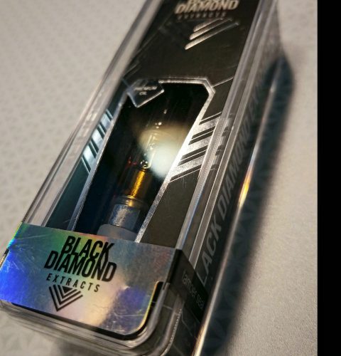 THC Vape cartridge photo review